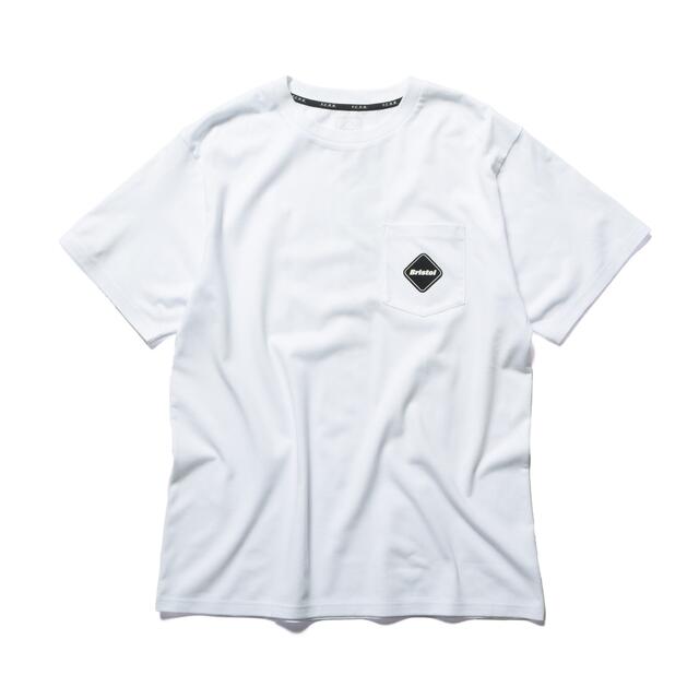 F.C.R.B.(エフシーアールビー)のXL FCRB VERTICAL LOGO POCKET TEE ホワイト メンズのトップス(Tシャツ/カットソー(半袖/袖なし))の商品写真