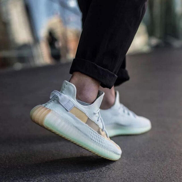アディダス イージーブースト350 V2 ハイパースペース bckediri