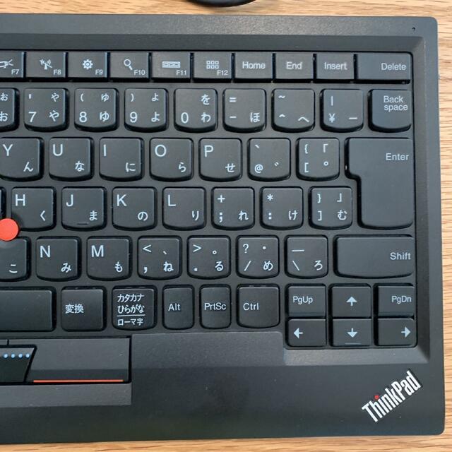 Lenovo(レノボ)のレノボ ThinkPad Bluetooth トラックポイントキーボード スマホ/家電/カメラのPC/タブレット(PC周辺機器)の商品写真