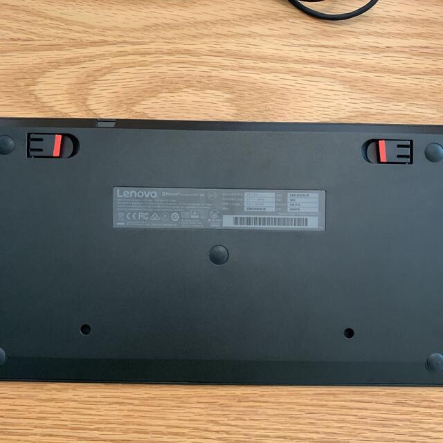 レノボ ThinkPad Bluetooth トラックポイントキーボード 3