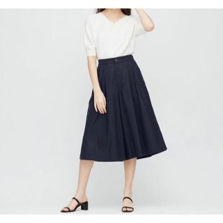 ユニクロ(UNIQLO)のユニクロリネンコットンワイドクロップドパンツ Sサイズ(クロップドパンツ)