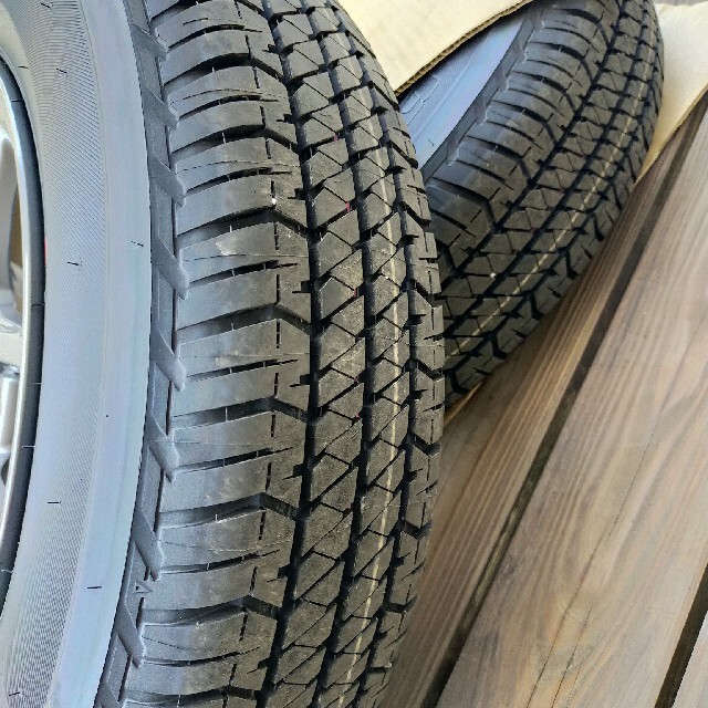 新型ジムニー jb64 xc 純正アルミホイール・タイヤ4本 純正ナット