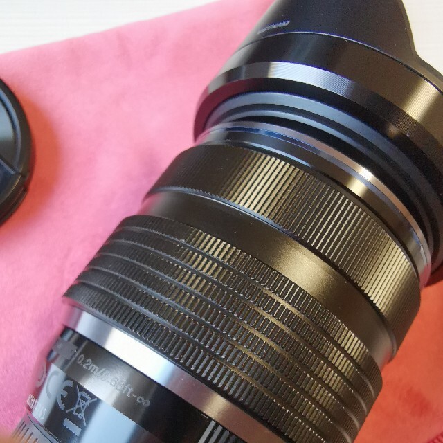 OLYMPUS(オリンパス)のOLYMPUS M.ZUIKO DIGITAL 12-40mm F2.8 PRO スマホ/家電/カメラのカメラ(レンズ(ズーム))の商品写真