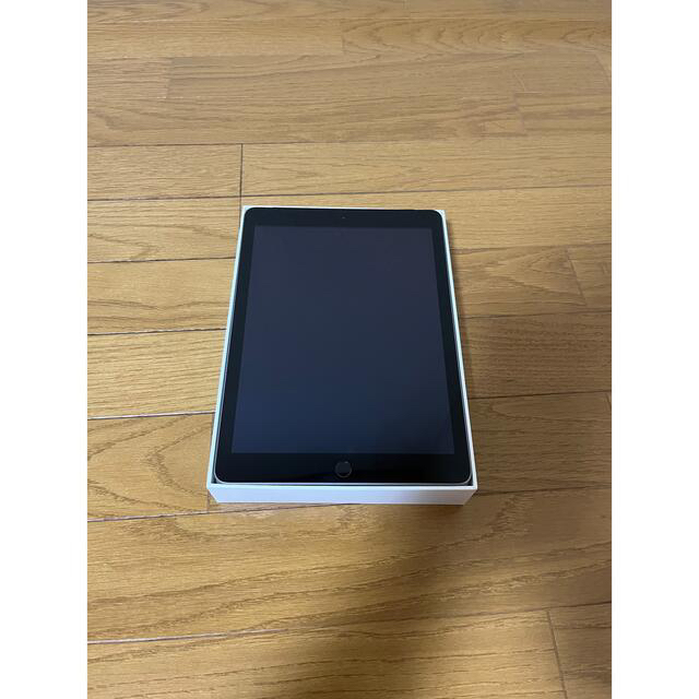 i pad 第5世代　WI-FI cellular 32GB スペースグレー