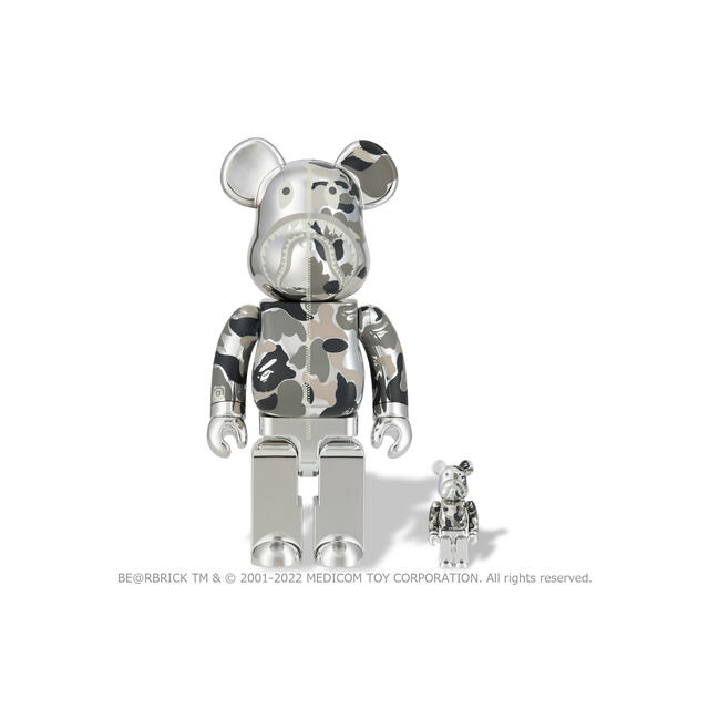 MEDICOM TOY(メディコムトイ)のBE@RBRICK BAPE® CAMO SHARK 100％ & 400％ ハンドメイドのおもちゃ(フィギュア)の商品写真