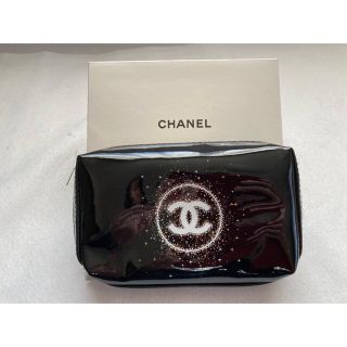 シャネル(CHANEL)の【CHANEL】ノベルティ エナメルポーチ ブラック 【新品未使用】(ポーチ)