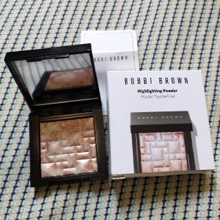 ボビイブラウン(BOBBI BROWN)のボビイブラウン ミニハイライティング パウダー 01 ピンクグロウ(フェイスカラー)