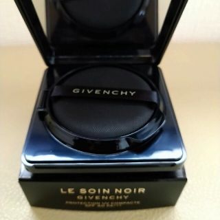 ジバンシィ(GIVENCHY)のGIVENCHYソワンノワールUVコンパクト(化粧下地)