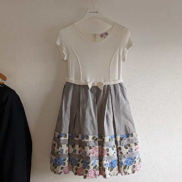 2022公式店舗 MONNALISA - モナリザ MONNALISA ドレスワンピース 140 結婚式 発表会に ドレス+フォーマル 2022公式店舗 MONNALISA - モナリザ MONNALISA ドレスワンピース 140 結婚式 発表会に ドレス+フォーマル