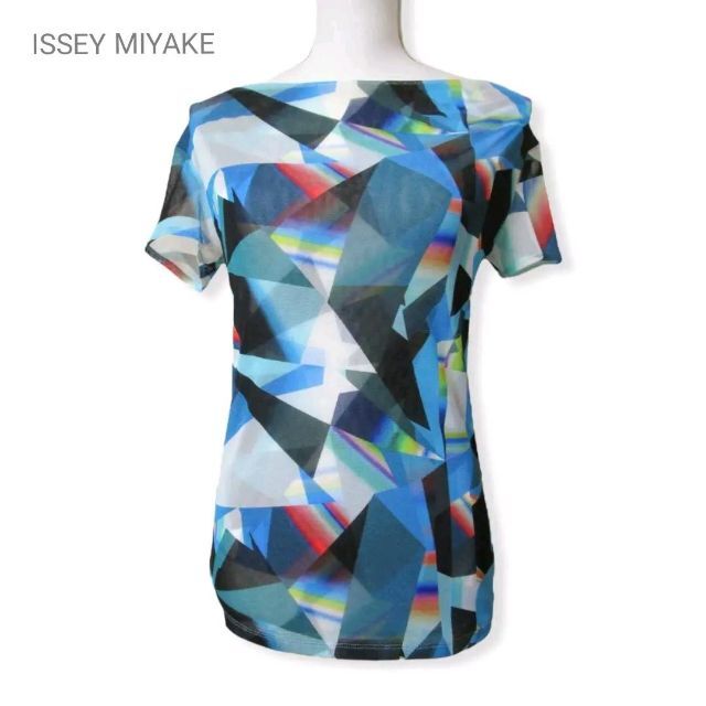 ISSEY MIYAKE トップスレディース