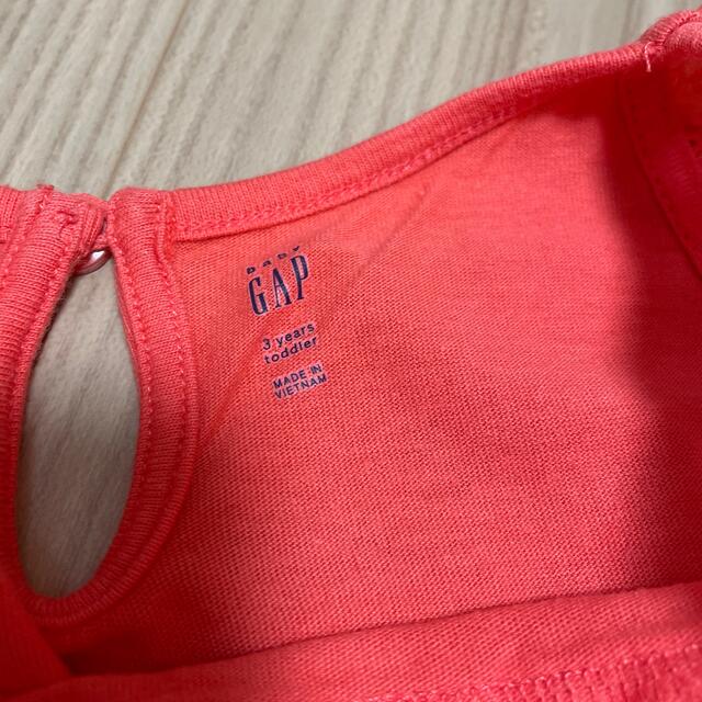 babyGAP(ベビーギャップ)のbaby GAP 女の子 ワンピース 100cm 朱色 キッズ/ベビー/マタニティのキッズ服女の子用(90cm~)(ワンピース)の商品写真