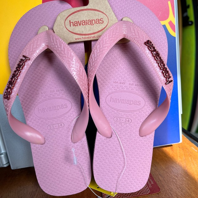 havaianas(ハワイアナス)のhavaianas キッズビーチサンダル22cm キッズ/ベビー/マタニティのキッズ靴/シューズ(15cm~)(サンダル)の商品写真