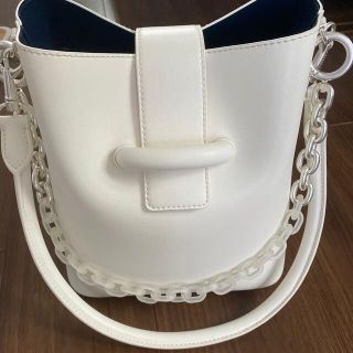 チャールズアンドキース(Charles and Keith)のチャールズアンドキース(ハンドバッグ)