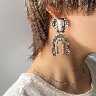 イアパピヨネ(ear PAPILLONNER)の★ラスト★【パールエスニック】インポートピアス zara todayful(ピアス)