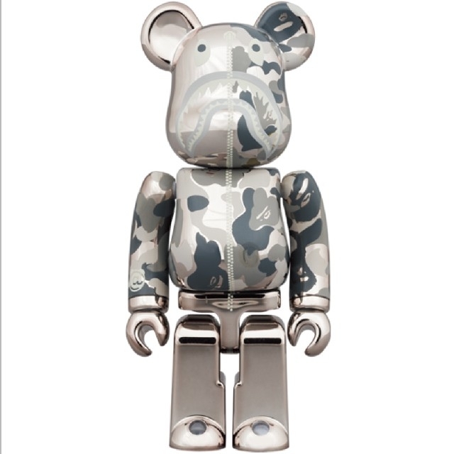 BE@RBRICK BAPE® CAMO SHARK100％ & 400％ エンタメ/ホビーのフィギュア(その他)の商品写真