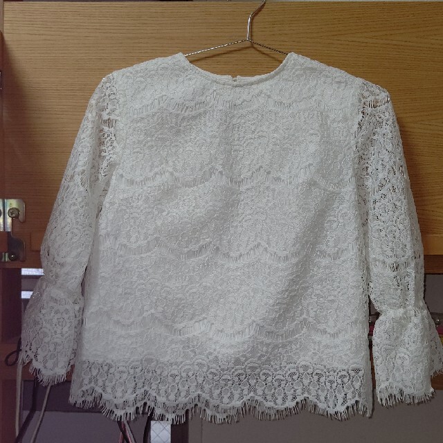 PAGEBOY(ページボーイ)のPAGEBOY レース　トップス レディースのトップス(カットソー(半袖/袖なし))の商品写真