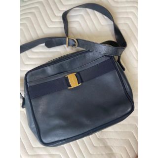 サルヴァトーレフェラガモ(Salvatore Ferragamo)のフェラガモ　ポシェット(ショルダーバッグ)