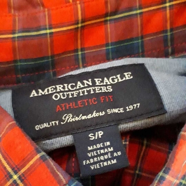 American Eagle(アメリカンイーグル)のAmerican Eagle ボタンダウン チェックシャツ メンズのトップス(シャツ)の商品写真