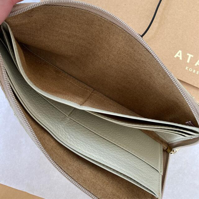 ATAO(アタオ)のアタオ　パイソン長財布　アイボリー レディースのファッション小物(財布)の商品写真