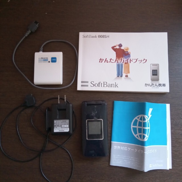 Softbank(ソフトバンク)のかんたん携帯 008SH スマホ/家電/カメラのスマートフォン/携帯電話(携帯電話本体)の商品写真