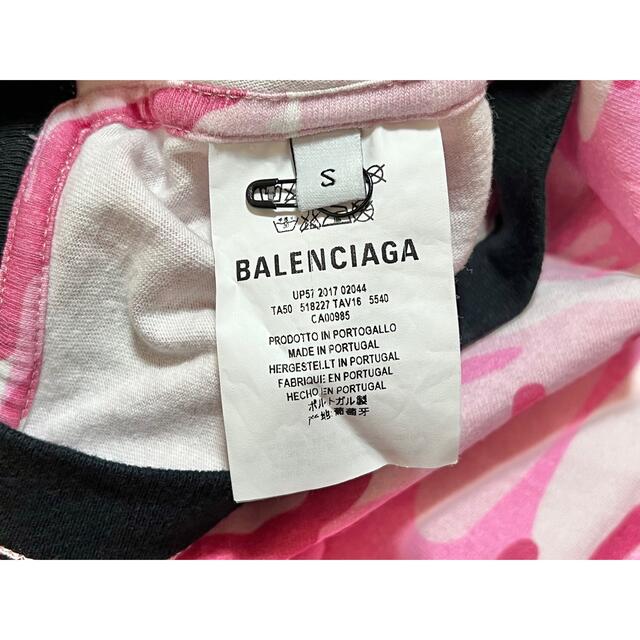Balenciaga(バレンシアガ)のBALENCIAGA バレンシアガ バックロゴプリント迷彩カモフラ柄 S ピンク レディースのトップス(Tシャツ(半袖/袖なし))の商品写真