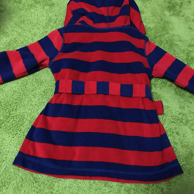 Old Navy(オールドネイビー)のキッズ フリースガウン キッズ/ベビー/マタニティのキッズ服男の子用(90cm~)(その他)の商品写真