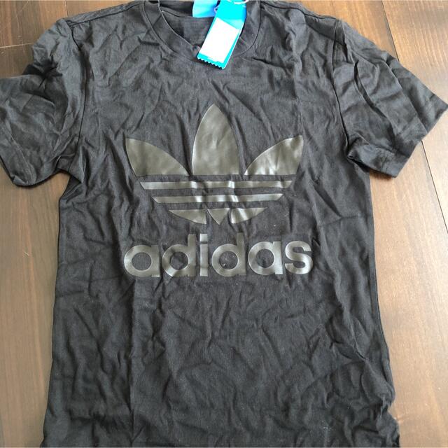 adidas(アディダス)のタグ付き新品未使用adidas アディダス Tシャツ メンズのトップス(Tシャツ/カットソー(半袖/袖なし))の商品写真