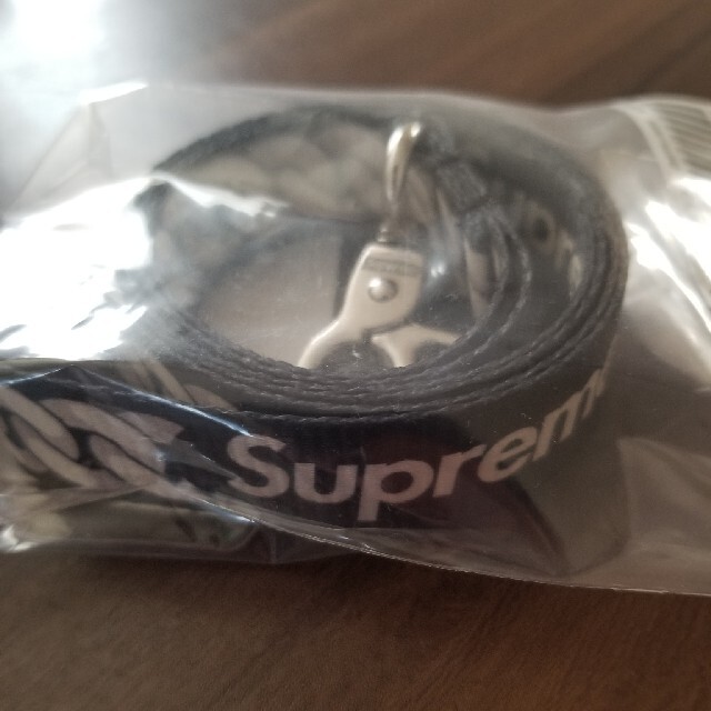 Supreme(シュプリーム)のSupreme Cuban Links Lanyard スマホ/家電/カメラのスマホアクセサリー(ネックストラップ)の商品写真