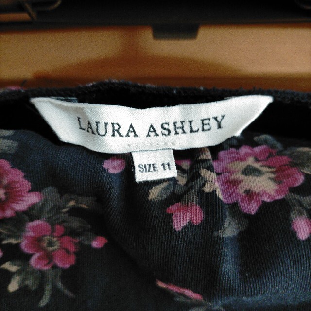 LAURA ASHLEY(ローラアシュレイ)のスカート レディースのスカート(ロングスカート)の商品写真