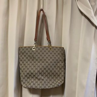 グッチ(Gucci)のGUCCI バック　使用感あり(ショルダーバッグ)