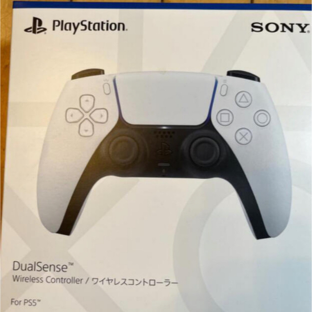 PlayStation(プレイステーション)のＰＳ5 純正コントローラー　Ｄual Ｓense 白　黒 エンタメ/ホビーのゲームソフト/ゲーム機本体(その他)の商品写真