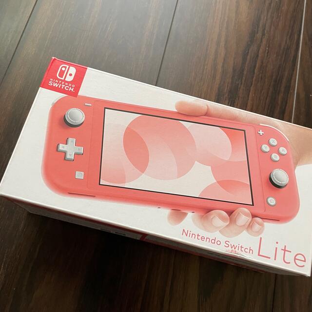 【新品未開封】外箱痛みNintendo Switch Lite本体コーラル