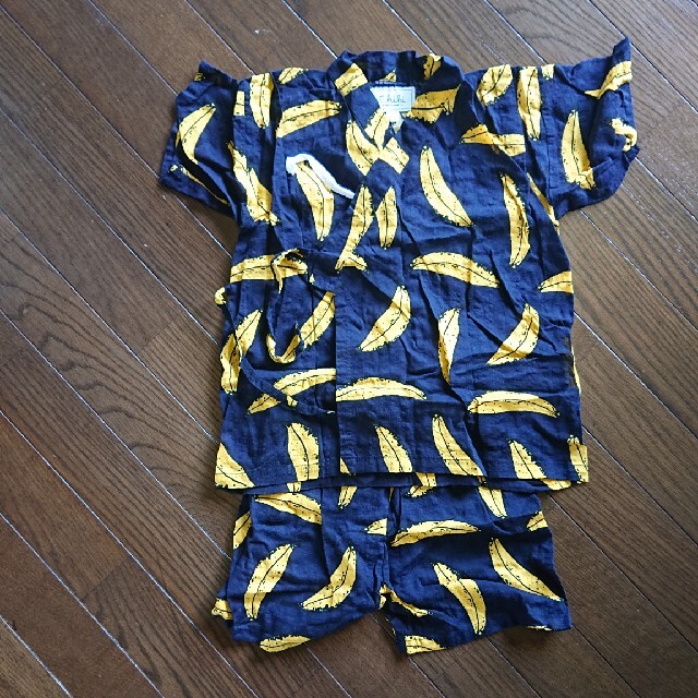 甚平 キッズ バナナ柄 キッズ/ベビー/マタニティのキッズ服男の子用(90cm~)(甚平/浴衣)の商品写真