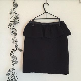 ザラ(ZARA)のZARAペプラムスカート(ひざ丈スカート)