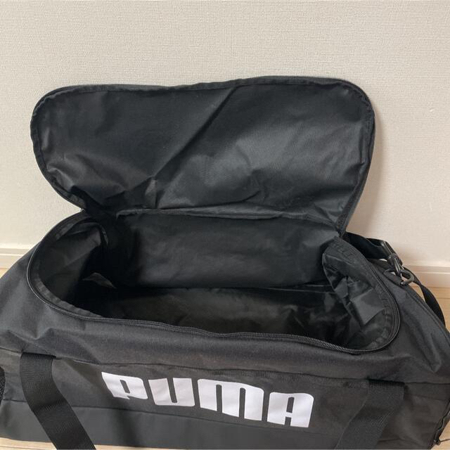 PUMA(プーマ)の【新品】PUMA プーマ　ボストンバッグ　Mサイズ　58L 黒　ブラック インテリア/住まい/日用品の日用品/生活雑貨/旅行(旅行用品)の商品写真