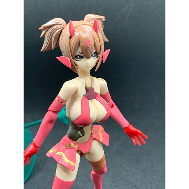 KOTOBUKIYA(コトブキヤ)のメガミデバイス　朱羅九尾火舞羅　塗装済み完成品 エンタメ/ホビーのおもちゃ/ぬいぐるみ(模型/プラモデル)の商品写真