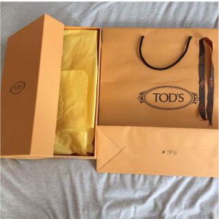 トッズ(TOD'S)のトッズ 箱 ショッパー リボンセット(ショップ袋)