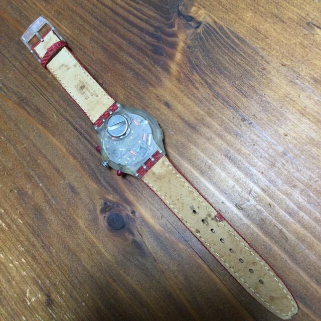 swatch(スウォッチ)の腕時計　スウォッチ　赤 レディースのファッション小物(腕時計)の商品写真