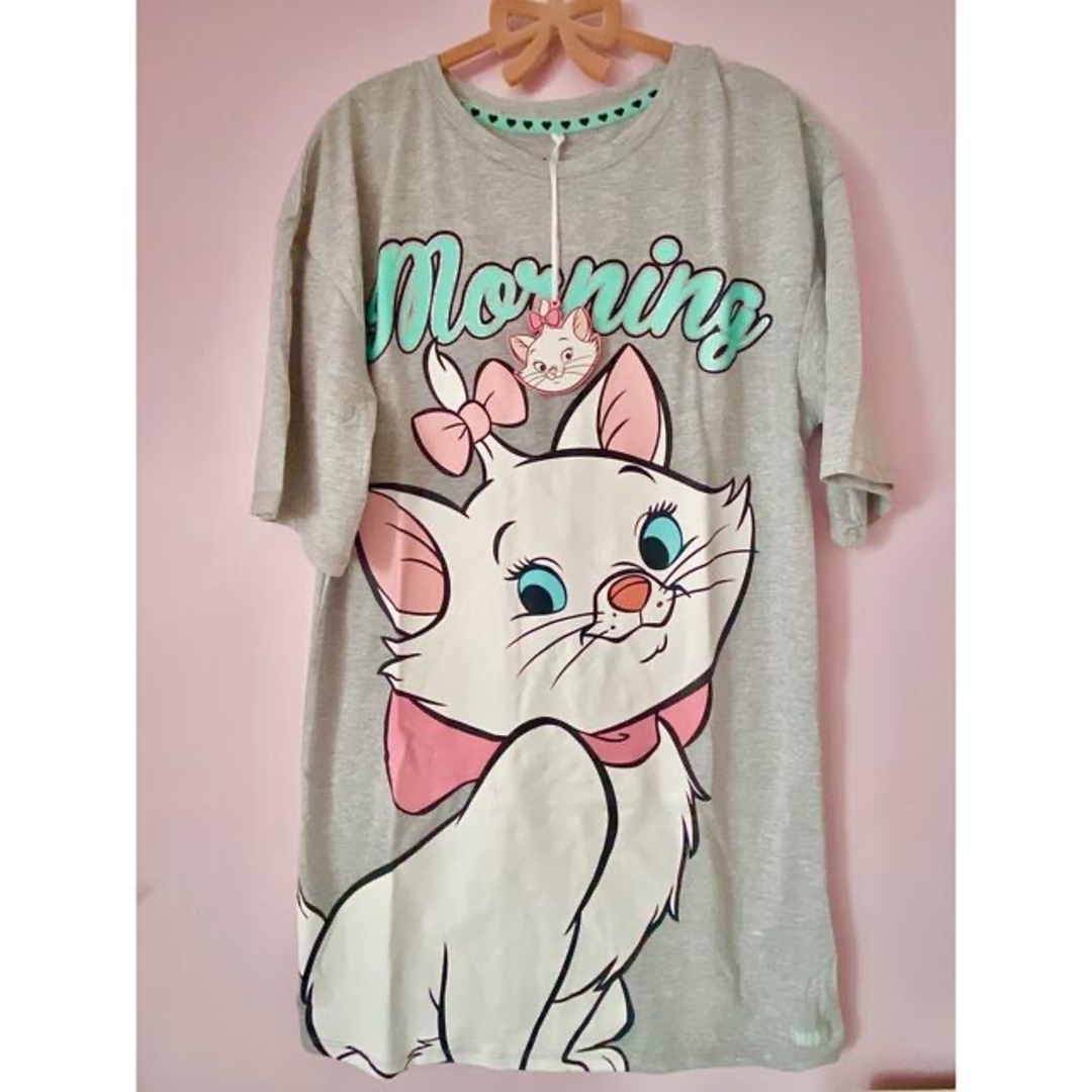 Disney(ディズニー)のPrimark X Disney♡マリーちゃん半袖ロングワンピTシャツXS レディースのワンピース(ロングワンピース/マキシワンピース)の商品写真