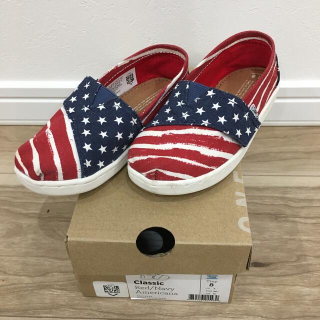 TOMS(トムズ)の新品 ❁TOMS 靴 スリッポン スニーカー シューズ❁ キッズ/ベビー/マタニティのキッズ靴/シューズ(15cm~)(スリッポン)の商品写真