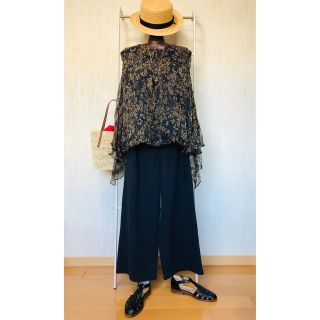 ビアズリー(BEARDSLEY)の美品‼️【ビアズリー 】✤ ボタニカル シフォン ブラウス(シャツ/ブラウス(半袖/袖なし))