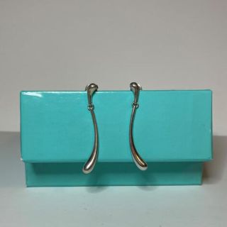 ティファニー(Tiffany & Co.)のティファニー　ロングティアドロップピアス(ピアス)