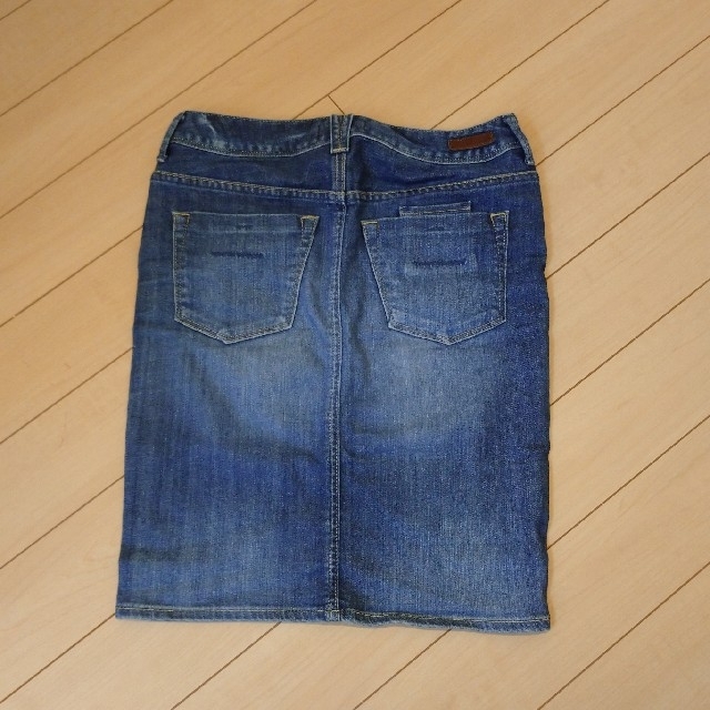 YANUK(ヤヌーク)のヤヌーク デニムスカート S レディースのスカート(ひざ丈スカート)の商品写真