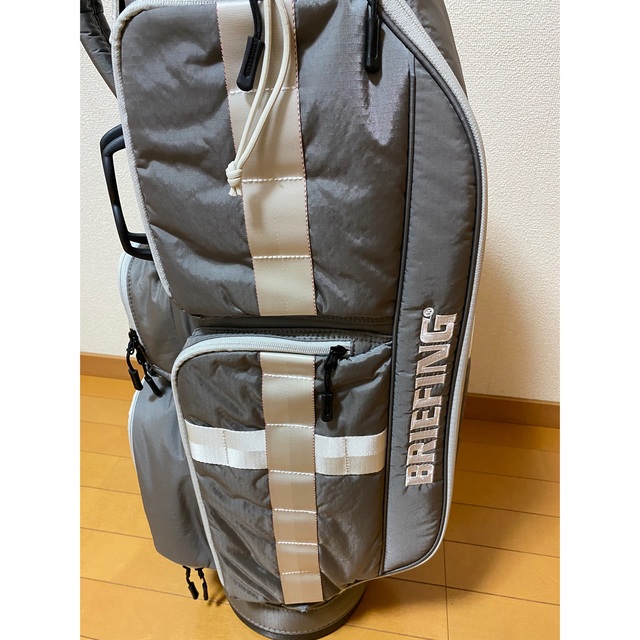 BRIEFING(ブリーフィング)の【新品】BRIEFING ブリーフィング　CR-6  キャディバッグ  グレー スポーツ/アウトドアのゴルフ(バッグ)の商品写真