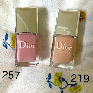 ディオール(Dior)の【セット売り】【残量半分以下】Dior ヴェルニ ネイルエナメル(マニキュア)