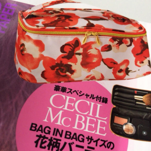 CECIL McBEE(セシルマクビー)のCECIL McBee ♡ 花柄ポーチ レディースのファッション小物(ポーチ)の商品写真