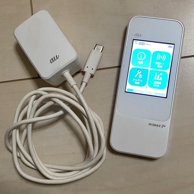 Type-C共通ACアダプタ01 充電器のみ スマホ/家電/カメラのスマートフォン/携帯電話(バッテリー/充電器)の商品写真