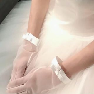 ヴェラウォン(Vera Wang)のリボン　ショートグローブ　ウエディング(ウェディングドレス)