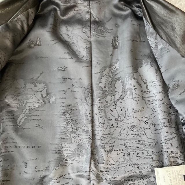 Paul Smith(ポールスミス)のポールスミス　ラムレザー　地図柄　テーラードジャケット　こげちゃ メンズのジャケット/アウター(レザージャケット)の商品写真