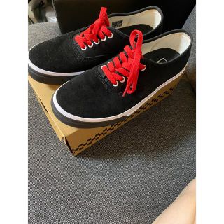 ヴァンズ(VANS)のvans authentic (スニーカー)